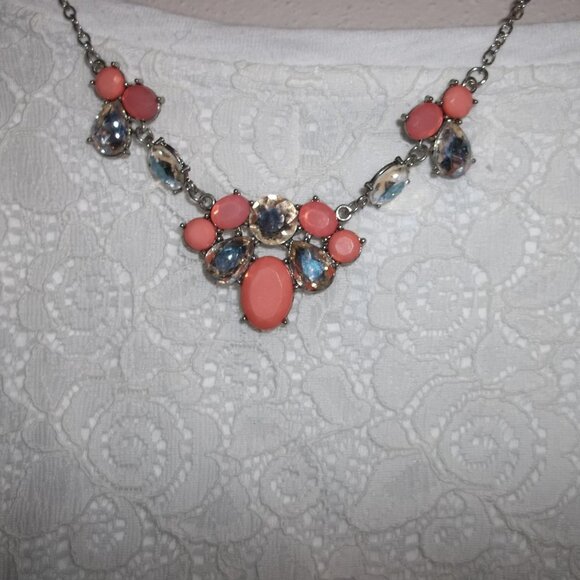 Peach Rhinestone Necklace Earring Set Fancy Glamorous Fashion Jewelry Lot C732 - Picture 5 of 5